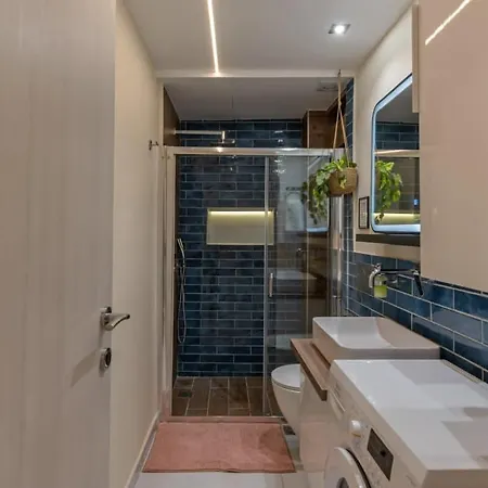 Urban Luxury Haven In Center Athens